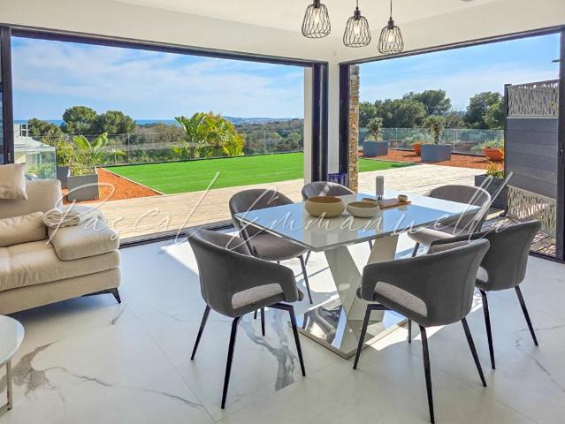 Appartement de 4 pièces de luxe en vente à Villeneuve Loubet, France