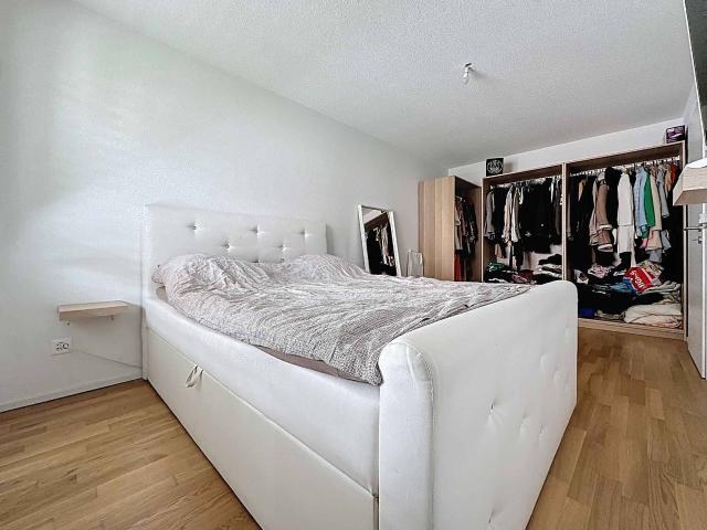 Appartement de 4.5 pièces au 1er étage avec balcon | dreamo. Ch