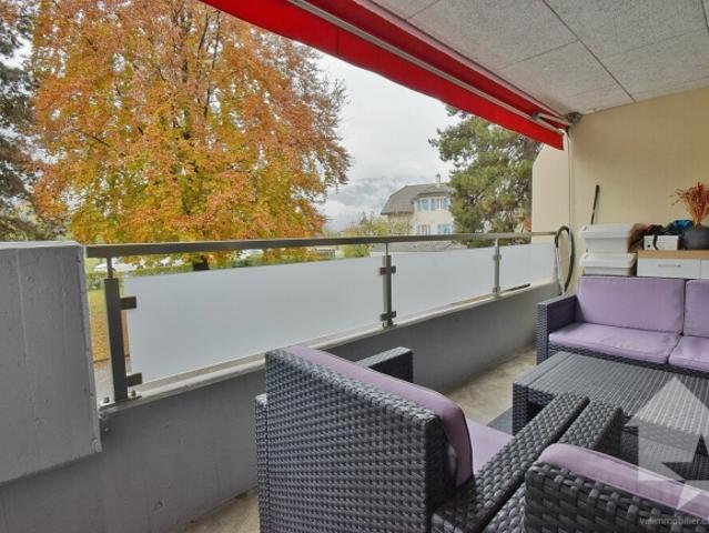 Appartement de 4.5 pièces avec box et 2 places de parc
