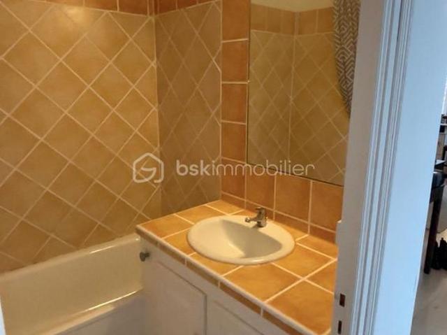 Appartement de 52 m² à Lambesc