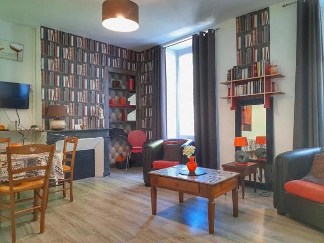 Appartement entièrement rénové avec balcons