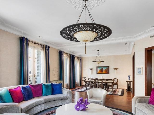 Appartement de 5 chambres de luxe en vente à Monceau, Courcelles, Ternes, Paris, Île de France