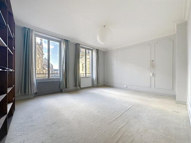 Appartement de 5 pièces, 102 m² à Reims 103m² Reims