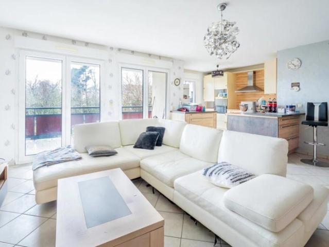 Lumineux T4 de 90 m² avec balcon sud