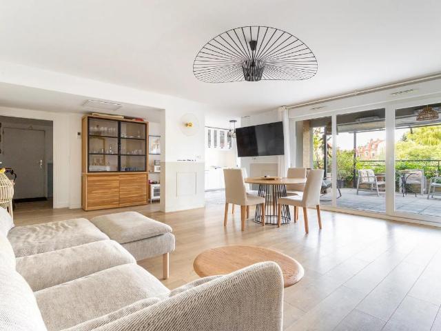 Appartement de 5 pièces de 107 m² à Saint André lez Lille