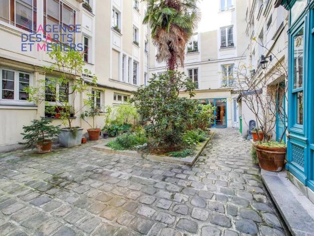 Appartement de 5 pièces de luxe à Canal Saint Martin, Château d’Eau, Porte Saint Denis, Paris, Île de France