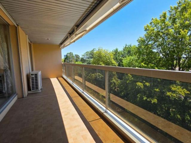 Appartement de 5 pièces de luxe en vente à Bordeaux, France