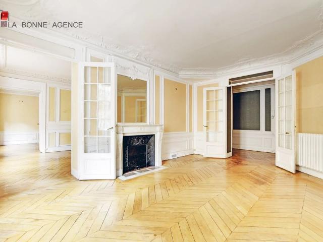 Appartement de 5 pièces de luxe en vente à Motte Picquet, Commerce, Necker, Paris, Île de France
