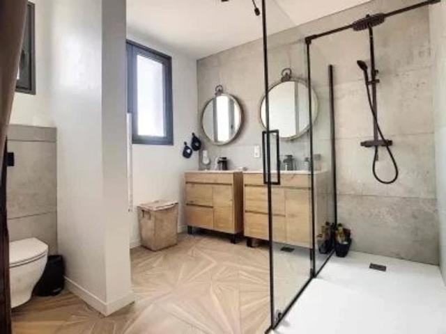 Appartement de 5 pièces de luxe en vente à Villemomble, France