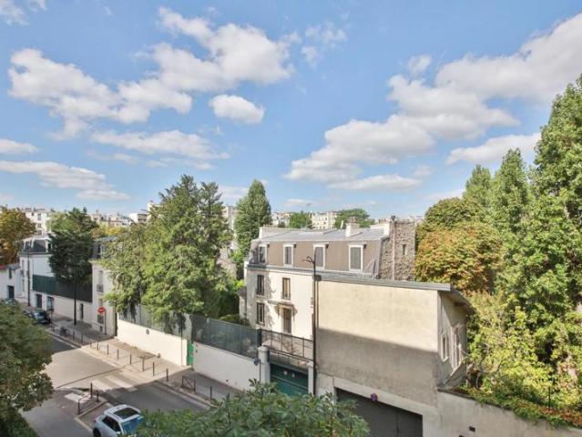 Appartement de 5 pièces d'environ 130 m² à Paris 16?