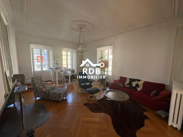 Appartement de 5,5 pièces au 2ème étage sans ascenseur situé à Orbe 1350