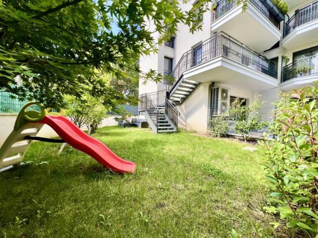Appartement de 61m2 avec balcon et jardin au calme