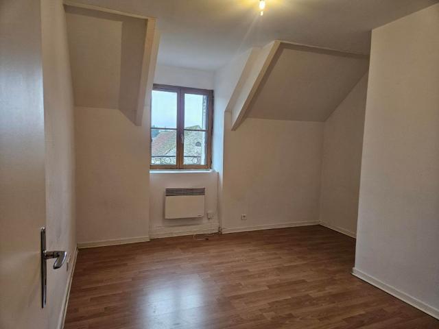 Appartement de 61m2 à louer sur Villeneuve sur Auvers