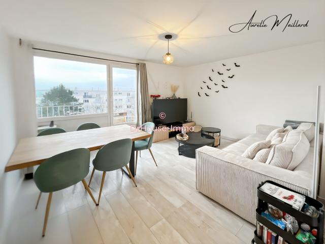Appartement de 62.60 m² 2 chambres un balcon un parking une cave