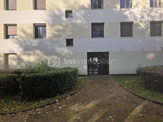 Appartement de 67,44 m² à Sens