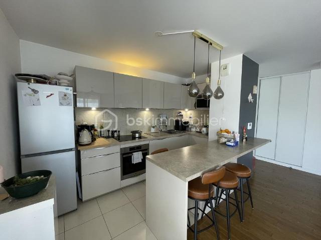 APPARTEMENT DE 64m2 SITUE A LA RESIDENCE HARMONY