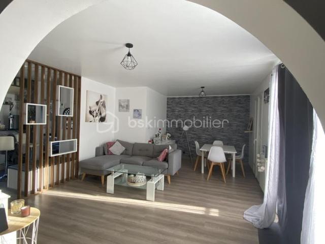 Appartement de 65 m² à Saint Uze