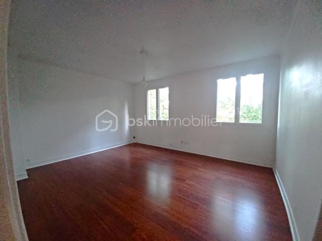 Appartement de 66,16 m² à Etampes