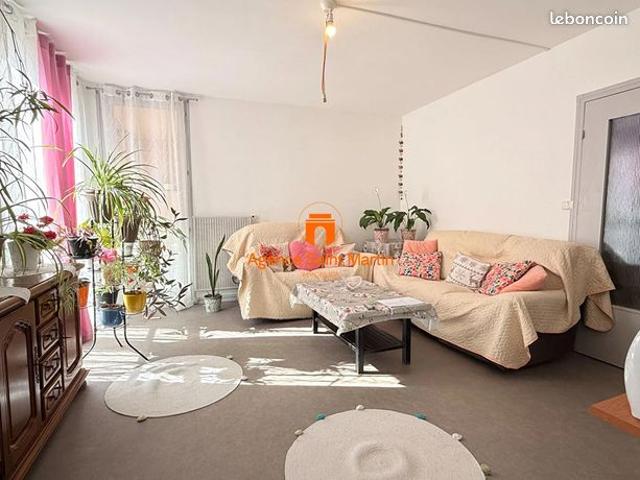 Appartement de 69m² 4 pièces au rez de chaussée