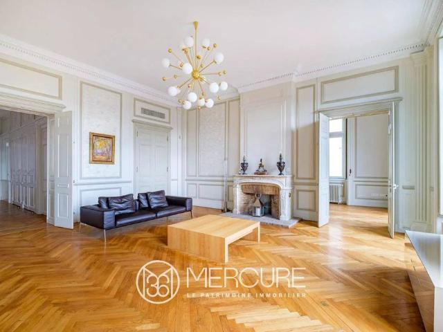 Appartement de 6 pièces de luxe en vente à Lyon, France