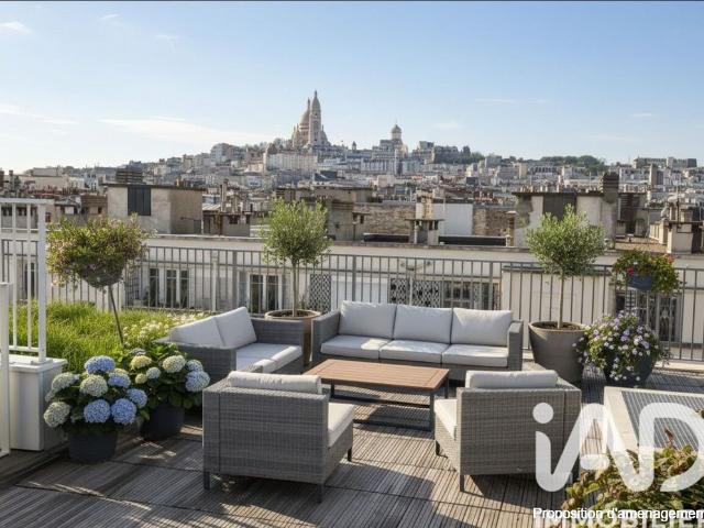 Appartement de 6 pièces de luxe en vente à Montmartre, Abbesses, Grandes Carrières, France