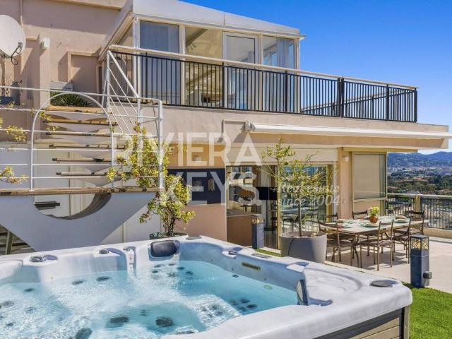 Appartement de 6 pièces de luxe en vente à Mandelieu, Provence Alpes Côte d'Azur