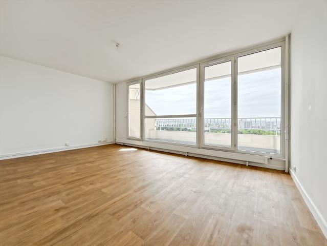 Appartement de 70 m² à NANTERRE