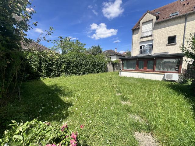Appartement de 71 m2 avec 200 m2 de jardin