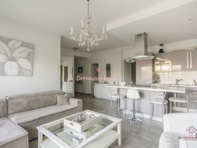 À VENDRE À BRY SUR MARNE APPARTEMENT DE 71 M2 FACE MARNE