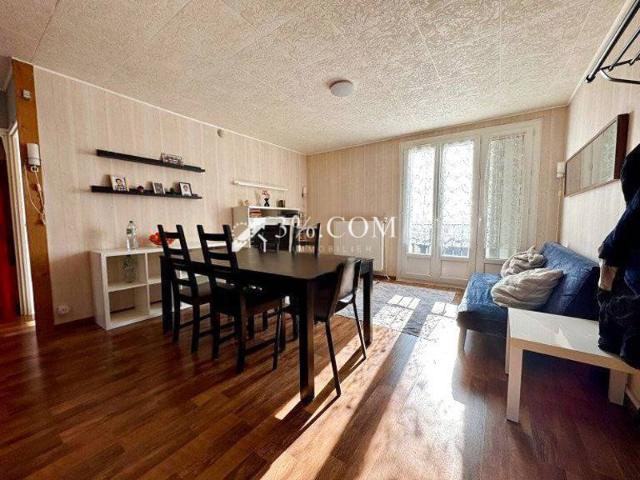 Appartement de 72m2 avec 3 chambres en vente à Étampes