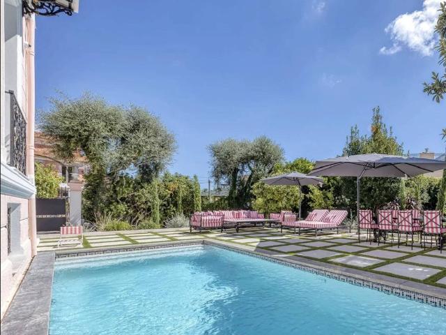 Villa de luxe de 10 pièces en vente Beaulieu sur Mer, France