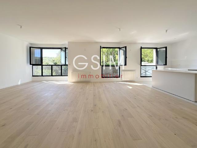 Appartement de 7 pièces de luxe en location à Garches, France