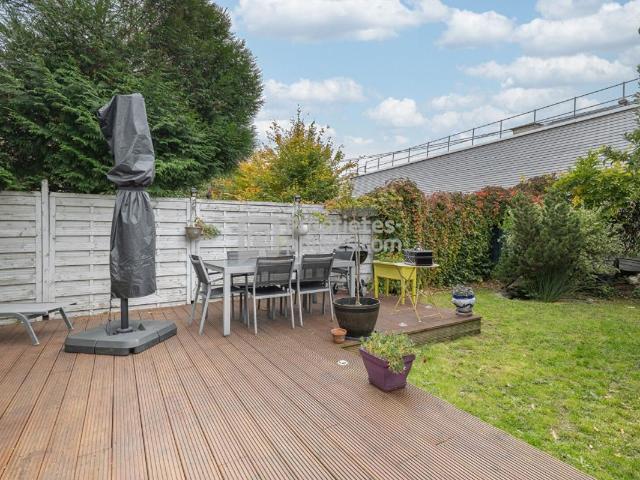 Appartement de 80 m² esprit maison avec 130 m² de jardins, quartier résidentiel recherché à Argenteuil