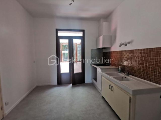 Appartement de 86 m² à Thoard