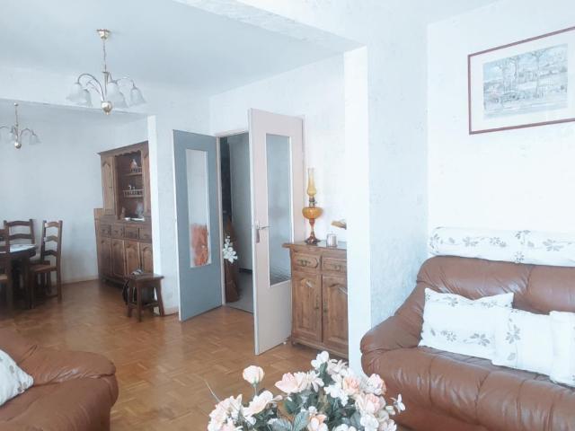 Appartement de 95m2 avec terrasse et balcon