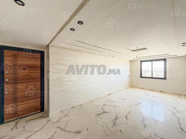 Appartement de 100 m² à Vendre à Route de Rabat