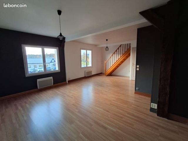 APPARTEMENT de 105,92 m² avec Garage Secteur SIGNY L'ABBAYE Bourg tous Commerces
