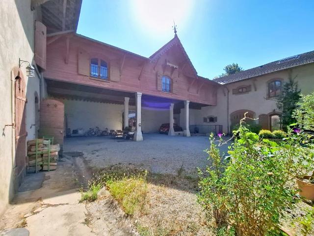 Appartement de 11 pièces de luxe en vente à Vernaison, France