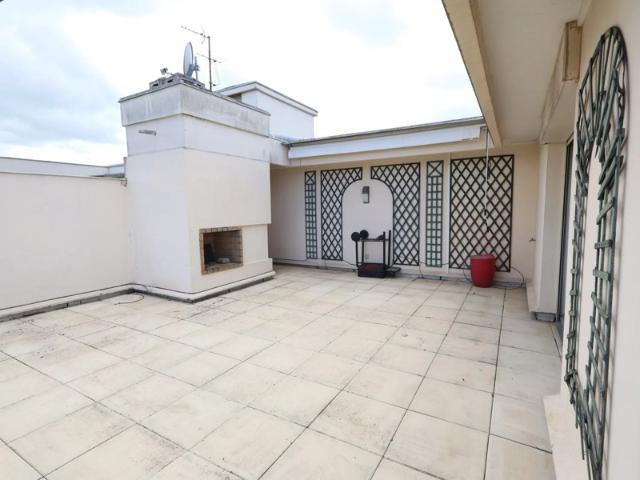 Appartement de 120 m2 à Cauderan Stéhelin