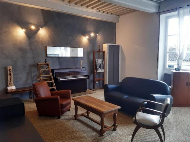 Appartement de 130m2 à louer sur Cluny