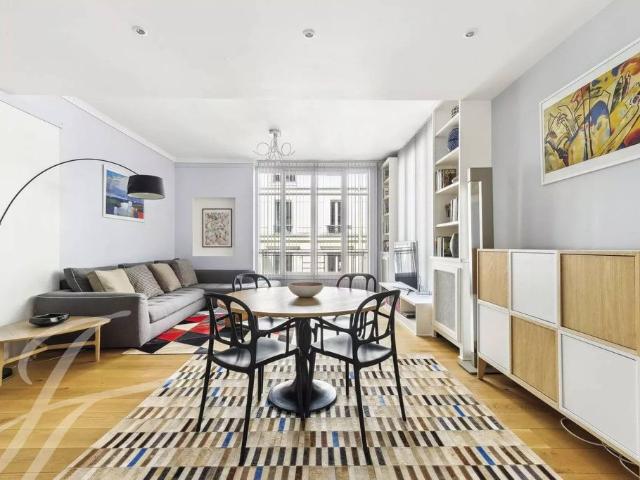 Appartement de luxe de 2 pièces en location à Champs Elysées, Madeleine, Triangle d’or, France