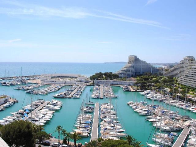 Appartement de 1 chambres de luxe en vente à Villeneuve Loubet, France