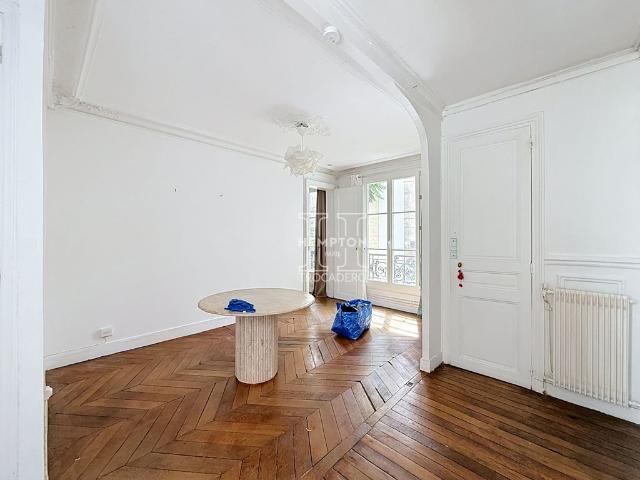 Appartement de 1 chambres de luxe en vente à Saint Germain, Odéon, Monnaie, Paris, Île de France