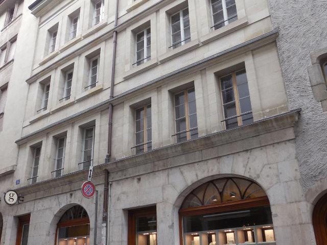 Appartement de 1.5 pièce situé au coeur de la Vieille.