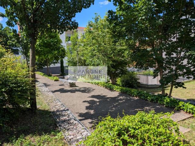 Appartement de 2018, 38m2, 1 chambre, en Rez de Jardin avec jardin