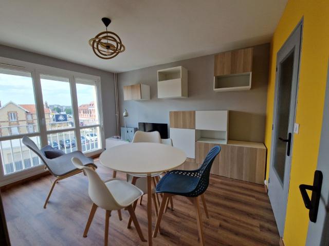 Appartement de 27m2 à louer sur Saint Julien les Villas