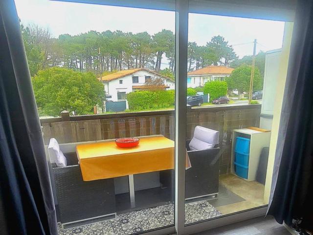 Appartement de 26 m² avec Balcon et Parking à 1 km des plages