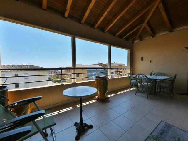 Appartement de 2 chambres de luxe en vente à Uzès, France