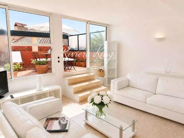 Appartement de 2 chambres de luxe en vente à Villefranche sur Mer, Provence Alpes Côte d'Azur
