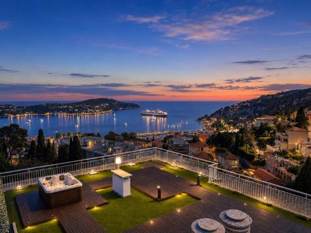 Appartement de 2 chambres de luxe en vente à Villefranche sur Mer, Provence Alpes Côte d'Azur